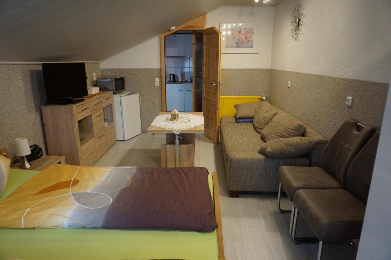 Pension Im Glueck ทาเลอ ภายนอก รูปภาพ